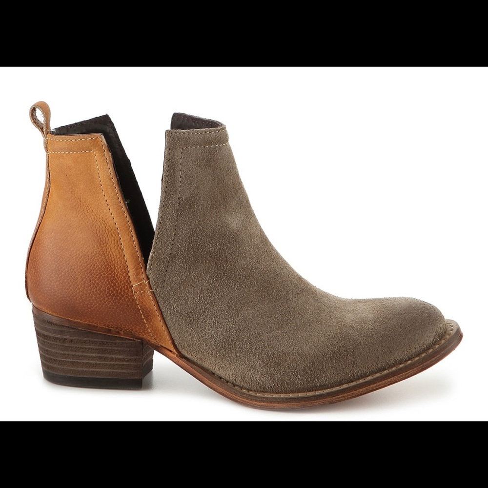 Diba Skyler Leather Booties